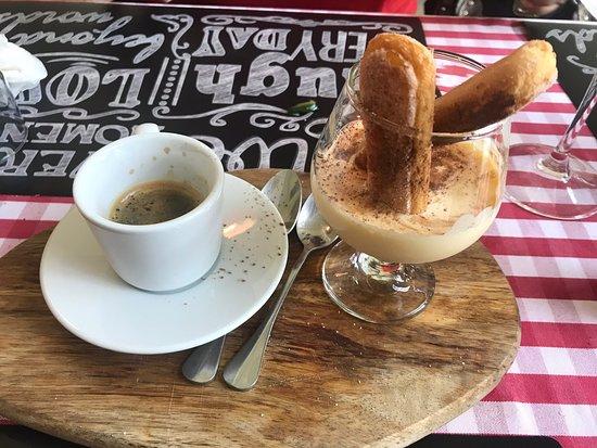 La Vela Pizza and Pasta